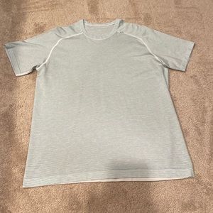 Mens Large MVT t-shirt